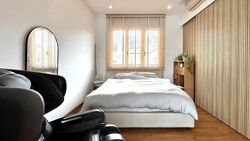Sims Avenue (D14), Terrace #574515571
